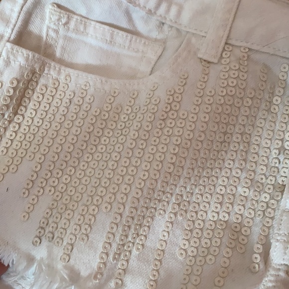 American Eagle white jean shorts with pearl colored sequins - Picture 2 of 4